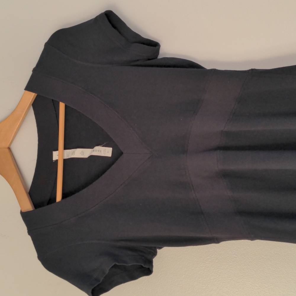Lululemon Athletica Dance Pulse Dress Women's Size 6 Black Short Sleeve Stretch - Picture 3 of 10